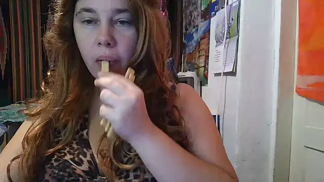 Cora Maro online show from September 22, 9:55 am