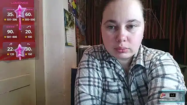 Snapshot of Cora_Maro chatting on May 5, 10:29 pm Cora Maro online show from May 5, 10:29 pm