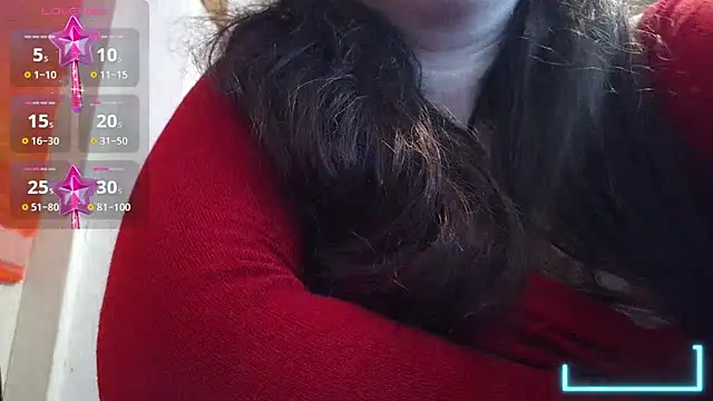 Snapshot of Cora_Maro chatting on June 14, 8:27 am Cora Maro online show from June 14, 8:27 am