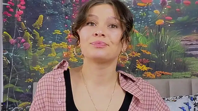 MadameDeFeu online show from March 1, 8:13 am