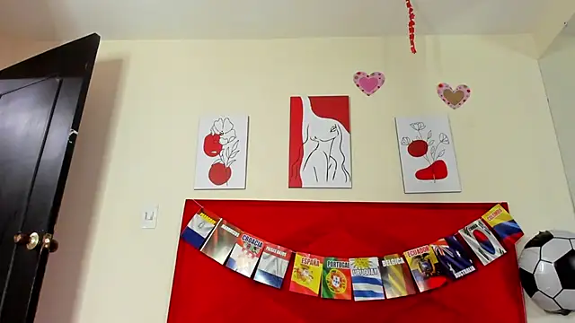 DakotaHoland online show from July 1, 5:53 am