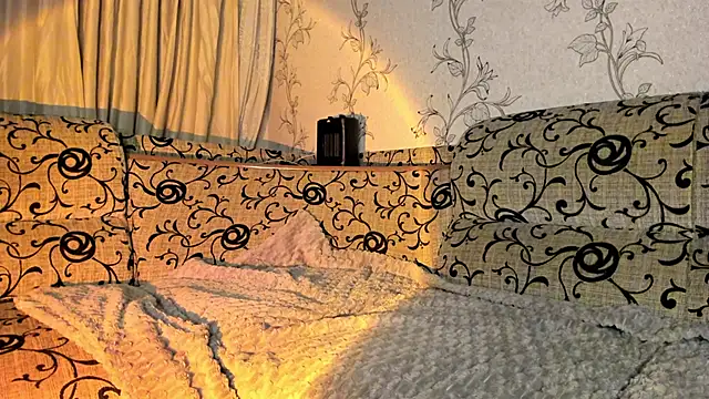 insanely-sweet online show from January 3, 5:53 pm