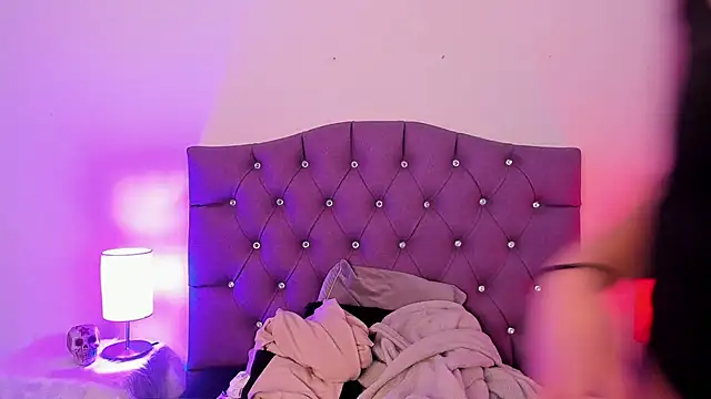 Nyx nayla online show from January 5, 8:31 pm