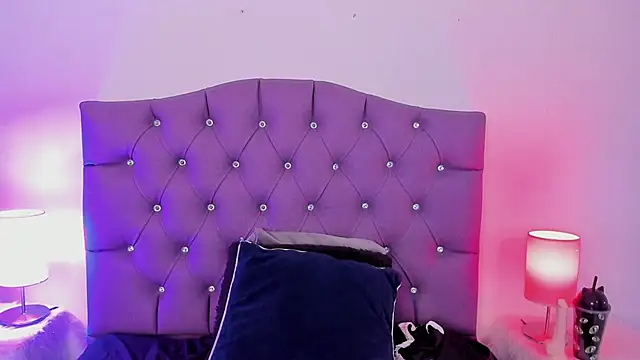 Nyx nayla online show from January 6, 10:58 pm