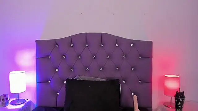 Nyx nayla online show from January 13, 9:52 am