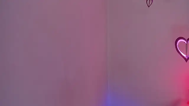 Nyx nayla online show from February 15, 8:00 am