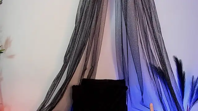 Nyx nayla online show from March 15, 4:02 am