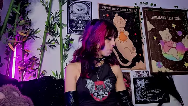 Snapshot of Nyx_nayla chatting on April 21, 2:51 am Nyx nayla online show from April 21, 2:51 am