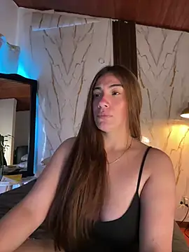 Snapshot of emmily_d chatting on July 27, 6:37 pm emmily d online show from July 27, 6:37 pm