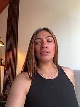 Snapshot of emmily_d chatting on July 30, 6:40 pm emmily d online show from July 30, 6:40 pm