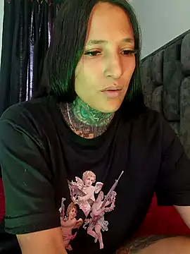 Snapshot of Nicole420squirt chatting on December 9, 4:26 pm Nicole420squirt online show from December 9, 4:26 pm