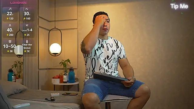 Ryan Hunt online show from January 2, 2:35 pm