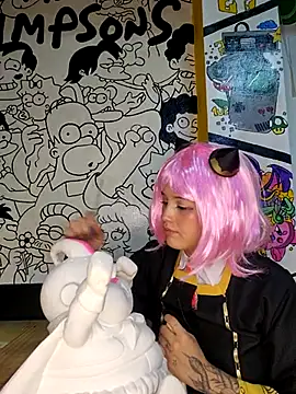 Snapshot of LorenRosse chatting on March 23, 1:53 am LorenRosse online show from March 23, 1:53 am