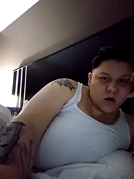 Snapshot of DevilDahm chatting on December 18, 3:58 am DevilDahm online show from December 18, 3:58 am