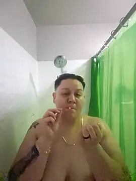 Snapshot of DevilDahm chatting on January 14, 6:17 pm DevilDahm online show from January 14, 6:17 pm