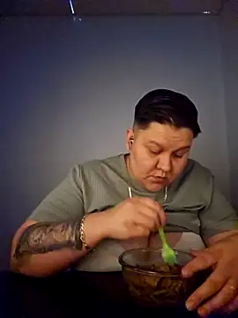 Snapshot of DevilDahm chatting on February 19, 9:36 pm DevilDahm online show from February 19, 9:36 pm