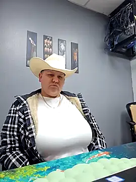 Snapshot of DevilDahm chatting on September 10, 9:26 pm DevilDahm online show from September 10, 9:26 pm