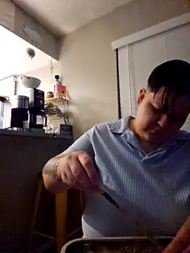 Snapshot of DevilDahm chatting on September 17, 4:03 am DevilDahm online show from September 17, 4:03 am