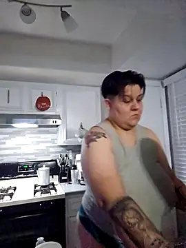 Snapshot of DevilDahm chatting on September 19, 1:07 am DevilDahm online show from September 19, 1:07 am