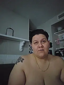 Snapshot of DevilDahm chatting on November 7, 5:51 am DevilDahm online show from November 7, 5:51 am