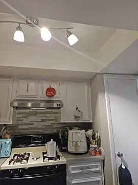 Snapshot of DevilDahm chatting on November 8, 7:34 pm DevilDahm online show from November 8, 7:34 pm