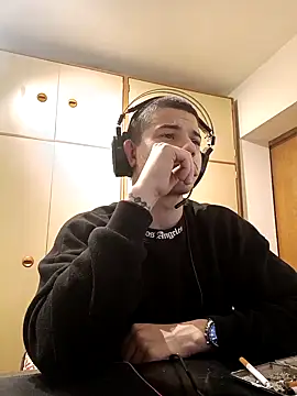 BigDickEnrg7195 online show from February 17, 1:25 am