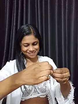 Snapshot of Sensual_indian7 chatting on June 7, 10:35 pm Sensual indian7 online show from June 7, 10:35 pm