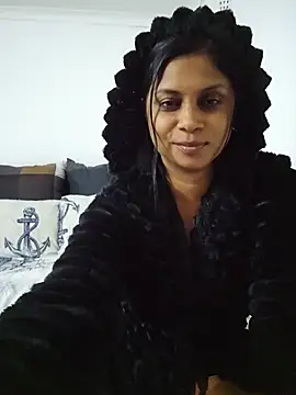Snapshot of Sensual_indian7 chatting on June 13, 5:55 pm Sensual indian7 online show from June 13, 5:55 pm