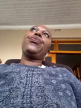 YourDreamLady22 online show from February 4, 12:44 pm