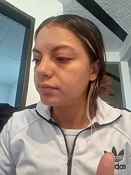 Daila 20  online show from December 2, 12:43 pm