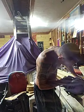 Snapshot of Buffshagswell chatting on October 27, 11:52 pm Buffshagswell online show from October 27, 11:52 pm