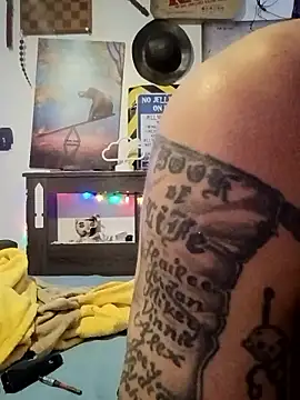 Snapshot of Buffshagswell chatting on November 26, 3:13 pm Buffshagswell online show from November 26, 3:13 pm