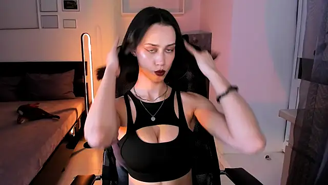 Snapshot of unaericaabistrong chatting on March 7, 6:27 pm unaericaabistrong online show from March 7, 6:27 pm