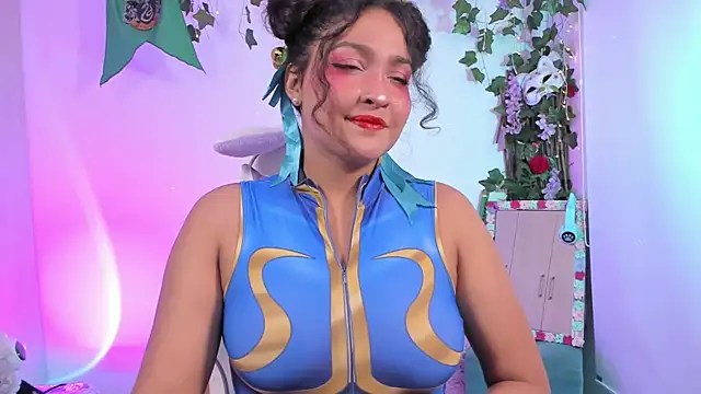 cutepie uwu  online show from February 19, 2:55 am