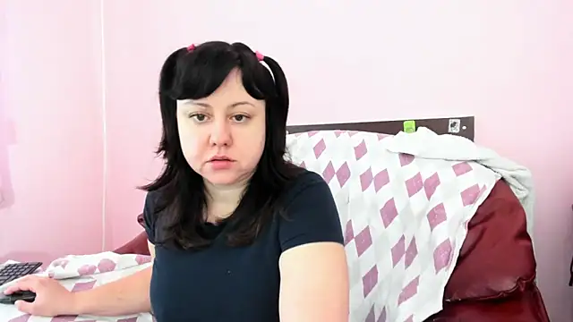 HotSweetAngel online show from December 20, 7:04 am