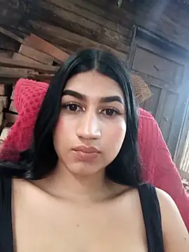 Snapshot of Julix_A chatting on December 16, 12:32 pm Julix A online show from December 16, 12:32 pm