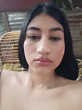 Snapshot of Julix_A chatting on June 14, 6:32 pm Julix A online show from June 14, 6:32 pm