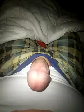 Snapshot of reelciii21 chatting on December 1, 9:59 pm reelciii21 online show from December 1, 9:59 pm