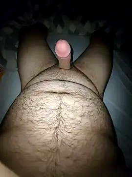 Snapshot of reelciii21 chatting on December 16, 10:45 pm reelciii21 online show from December 16, 10:45 pm