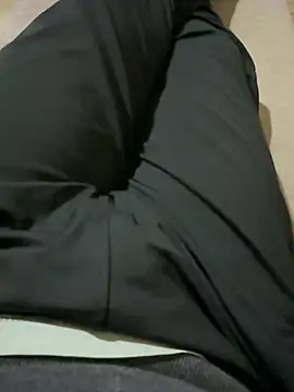 Snapshot of reelciii21 chatting on February 18, 9:42 pm reelciii21 online show from February 18, 9:42 pm