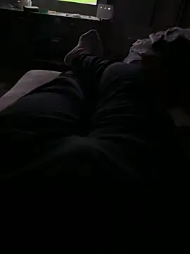 Snapshot of reelciii21 chatting on November 25, 5:46 pm reelciii21 online show from November 25, 5:46 pm