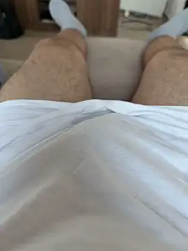 Snapshot of reelciii21 chatting on December 20, 2:24 pm reelciii21 online show from December 20, 2:24 pm