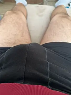 Snapshot of reelciii21 chatting on February 5, 1:16 pm reelciii21 online show from February 5, 1:16 pm