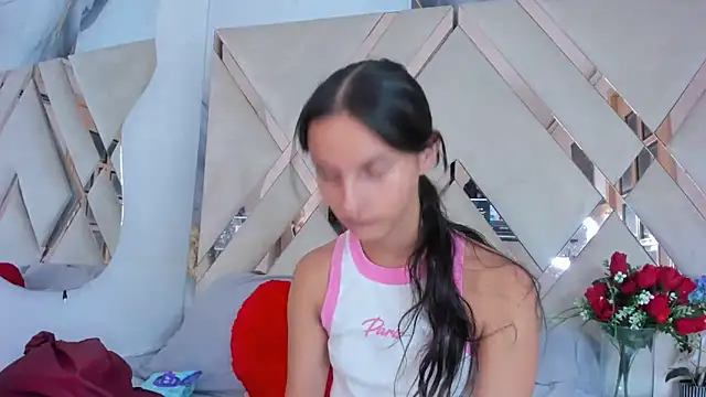 ninaht online show from October 1, 8:37 pm