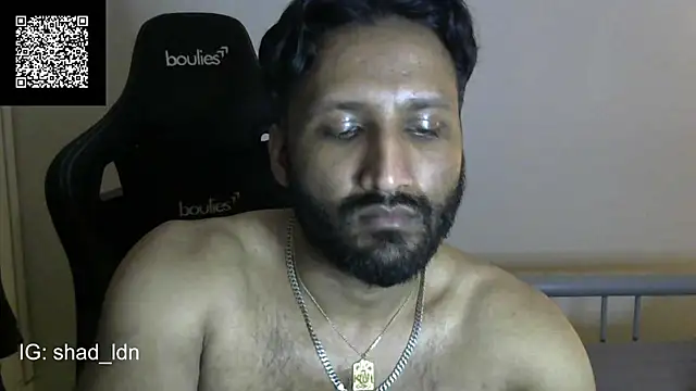 Snapshot of shadthebiguy chatting on December 15, 11:42 pm shadthebiguy online show from December 15, 11:42 pm