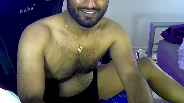 Snapshot of shadthebiguy chatting on October 29, 12:02 am shadthebiguy online show from October 29, 12:02 am