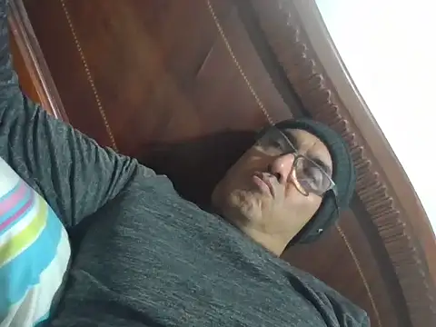 exmilitary online show from February 5, 3:44 am