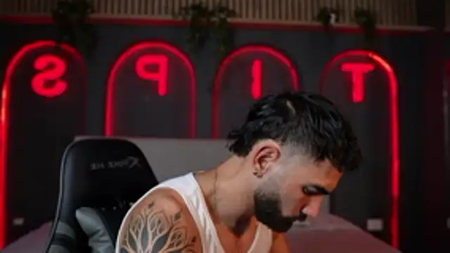 Austin bolt online show from November 25, 3:28 am