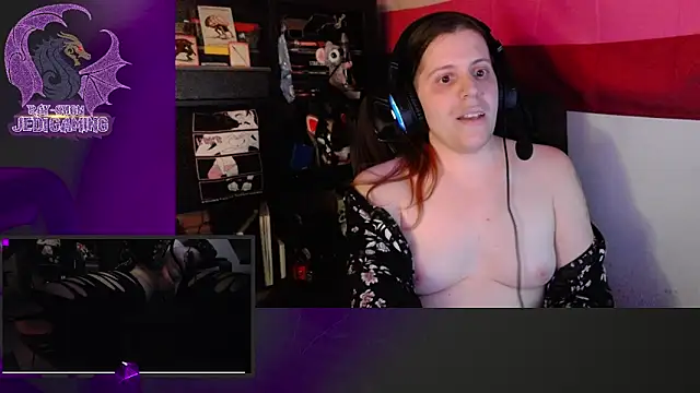 Snapshot of Rae-Suon chatting on January 24, 2:39 am Rae-Suon online show from January 24, 2:39 am