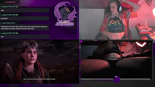 Snapshot of Rae-Suon chatting on March 13, 4:16 am Rae-Suon online show from March 13, 4:16 am